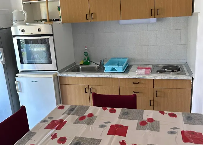 Apartamento Apartments Sonya Garden Bbq Supetar