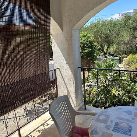 Originally Sonya Apartament Supetar